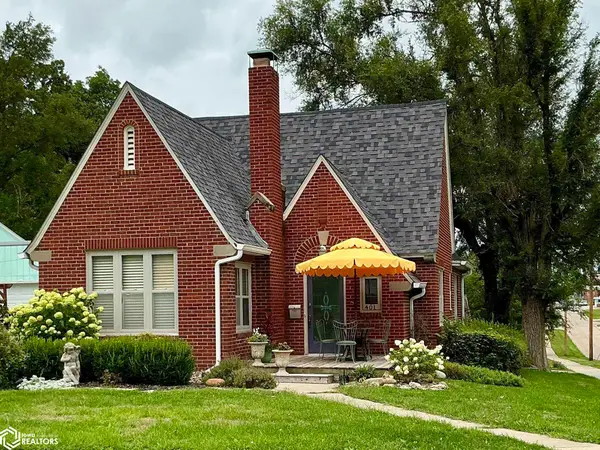 401 W Lane Street, Centerville, IA 52544