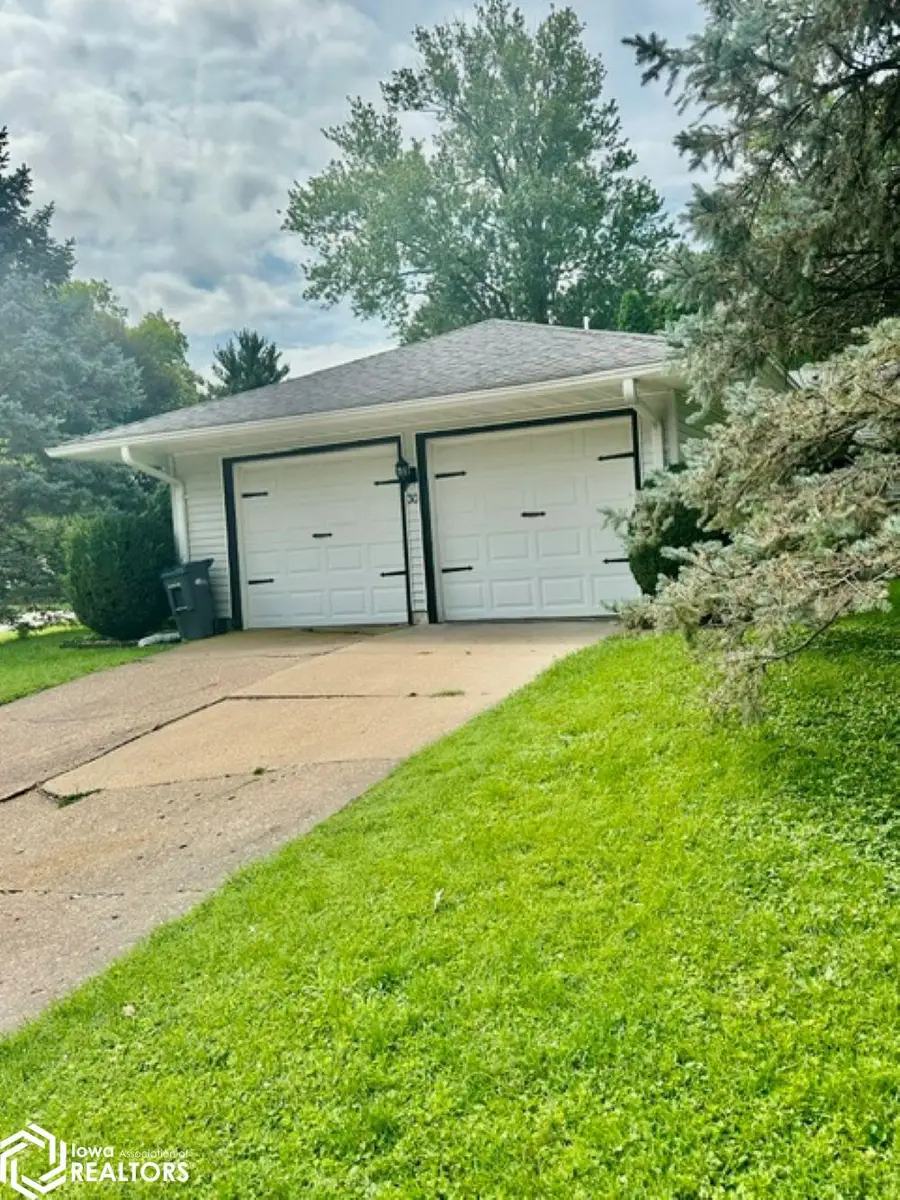 30 Cascade Terrace, Burlington, IA 52601 - #2