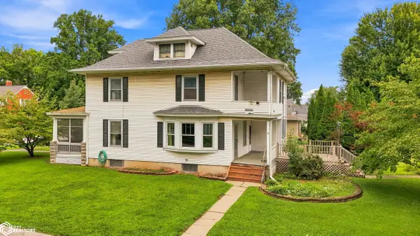 942 S Starr Avenue, Burlington, IA 52601