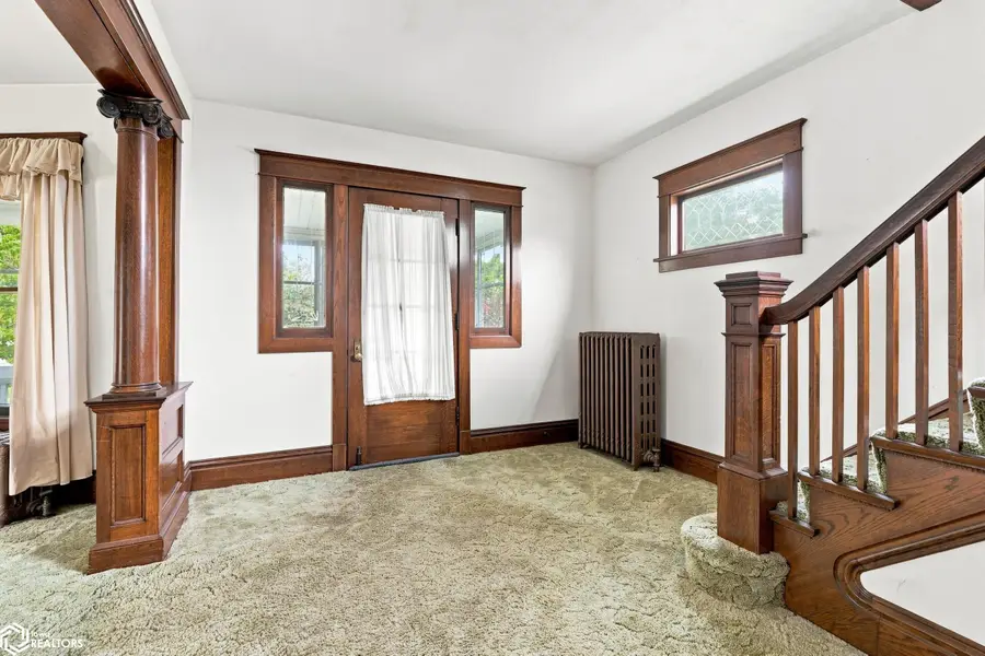 942 S Starr Avenue, Burlington, IA 52601 - #3