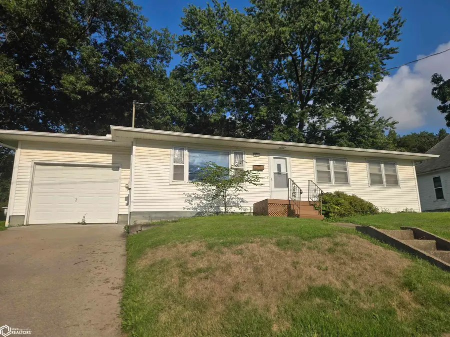 615 S 18th Street, Centerville, IA 52544 - #2