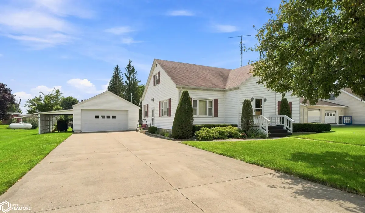 305 Main Street, Houghton, IA 52631 - #1