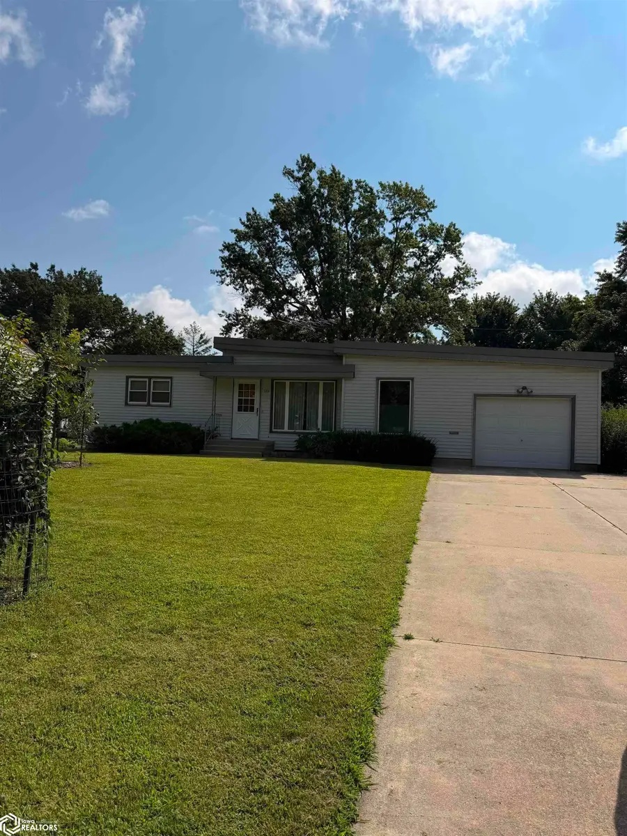 318 Dale Drive, Iowa Falls, IA 50126 - #2