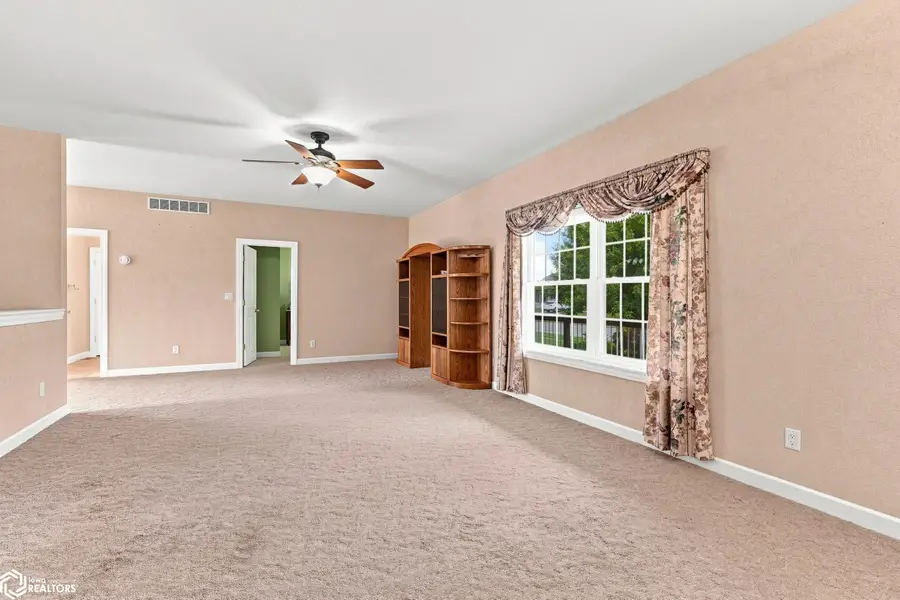 403 W Walnut Street, Danville, IA 52623 - #3
