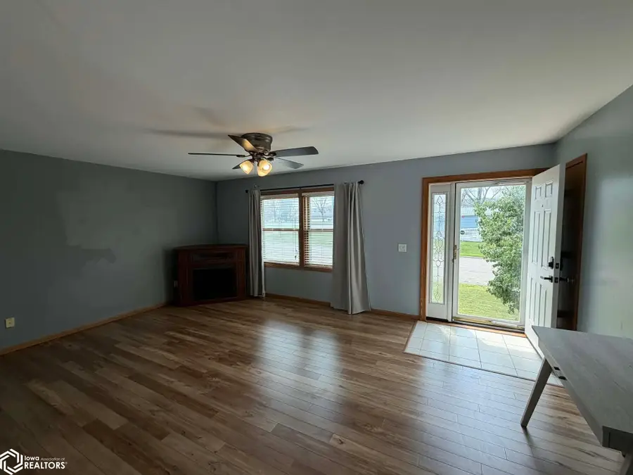 139 Indian Ave, Forest City, IA 50436 - #3