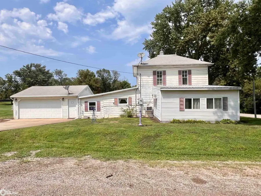 302 Missouri Avenue, College Springs, IA 51637 - #2