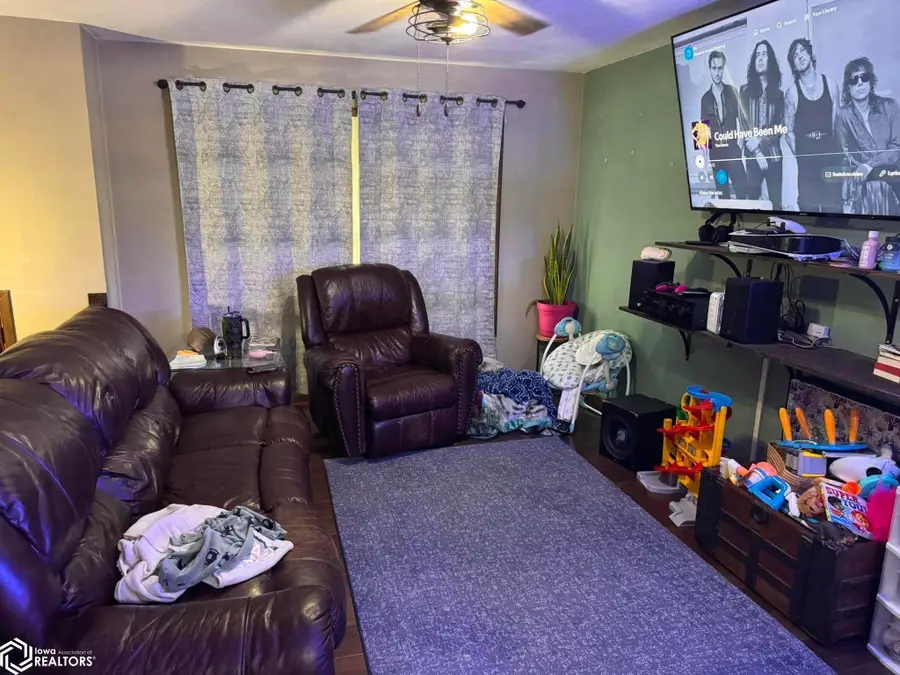 711 33rd Street, Fort Madison, IA 52627 - #2