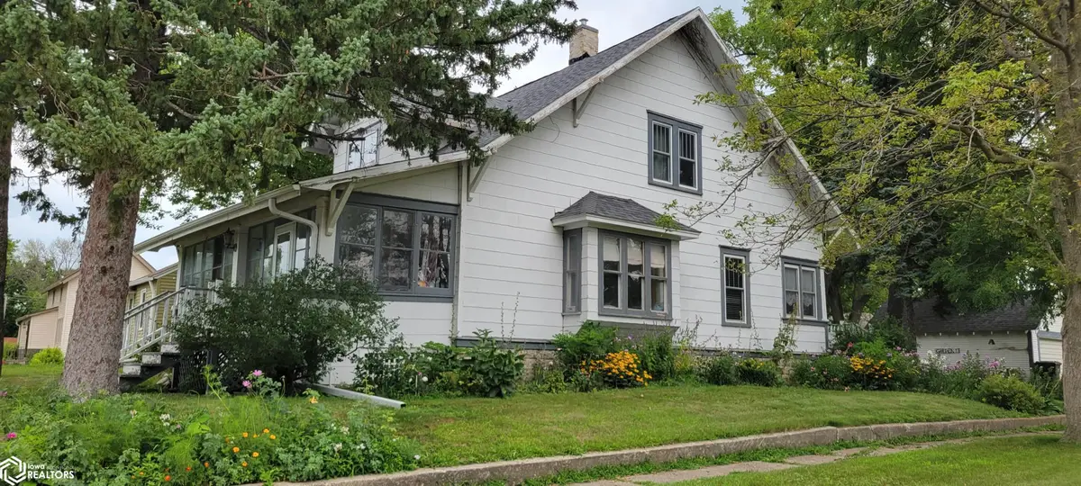 108 2nd Ave Sw, West Bend, IA 50597 - #1