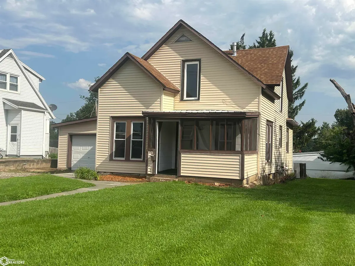 1703 Summit Street, Marshalltown, IA 50158 - #1
