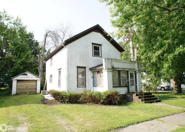 1124 Division Street, Webster City, IA 50595