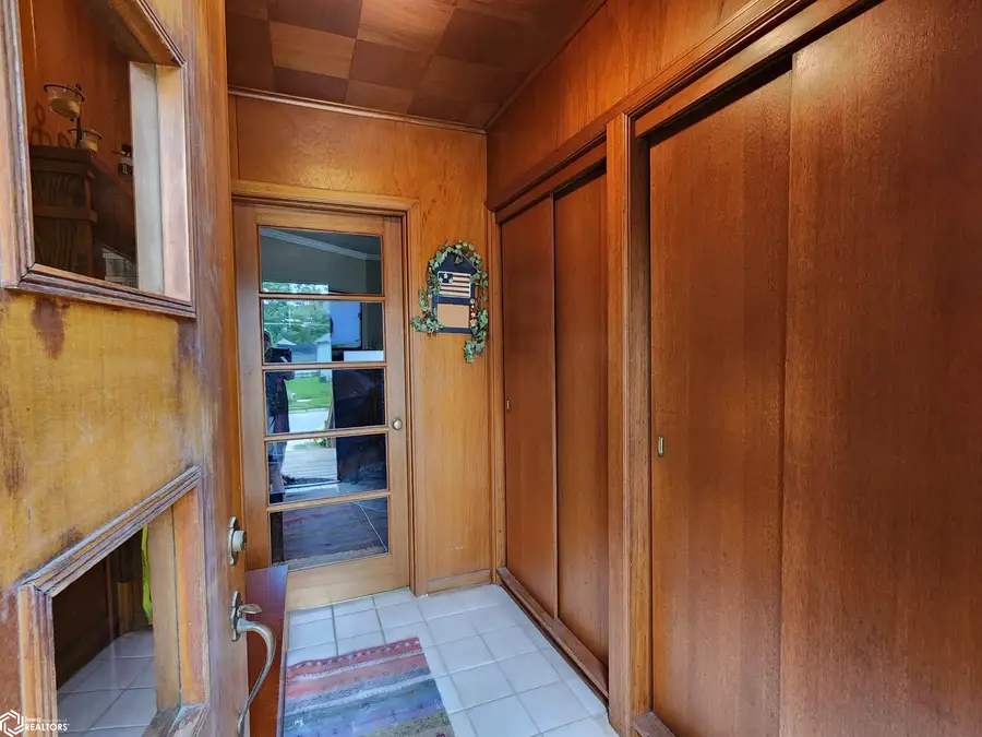 221 14th Street Se, Mason City, IA 50401 - #2