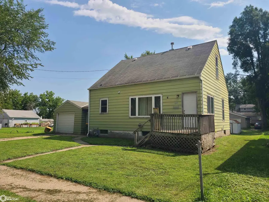 507 S Polk Avenue, Mason City, IA 50401 - #2