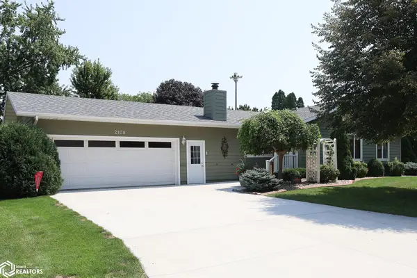2108 Rodlyn Road, Webster City, IA 50595