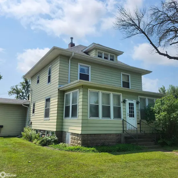 208 1st Ave N, Humboldt, IA 50548
