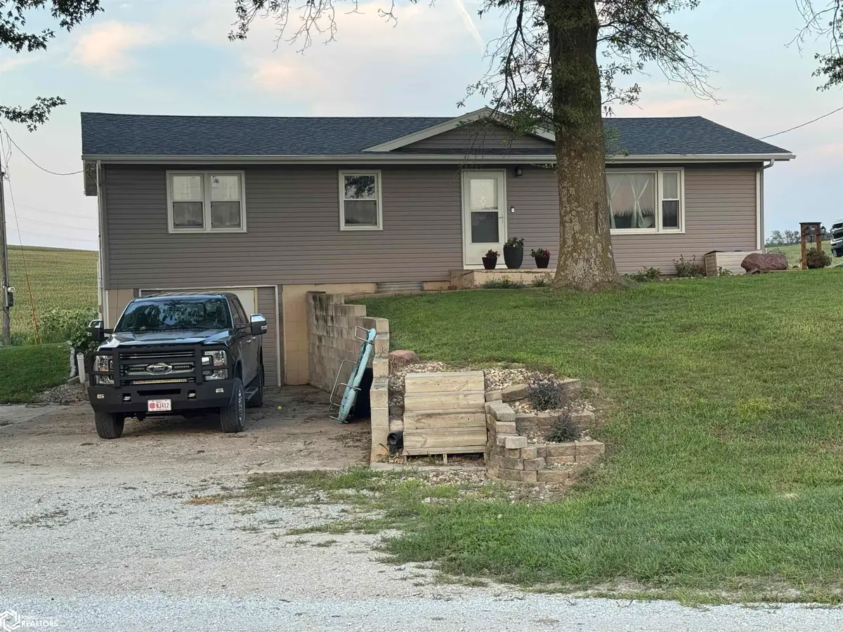 69020 Dallas Road, Atlantic, IA 50022 - #1
