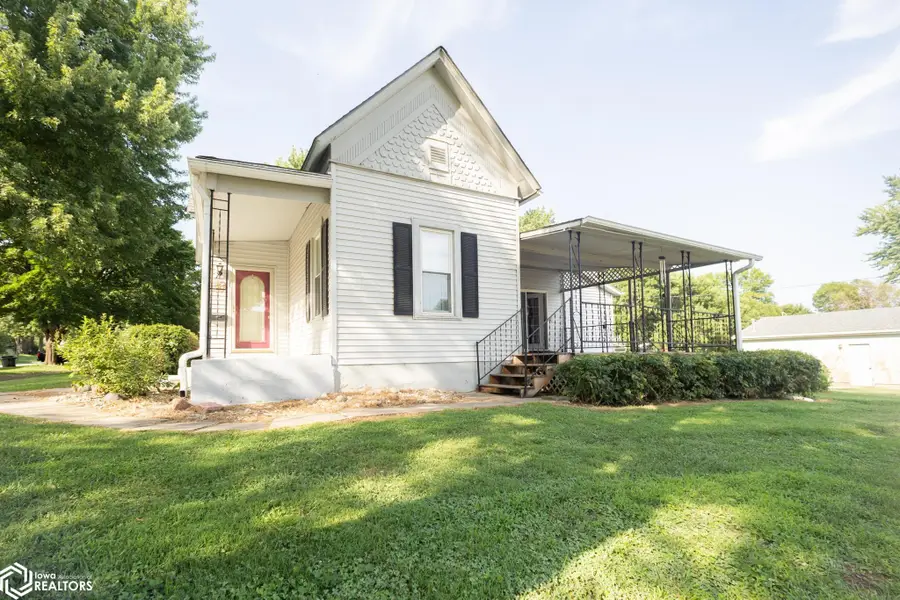2000 Main Street, Hamburg, IA 51640 - #2