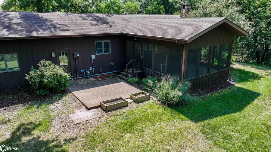 909 E Hempstead Avenue, Fairfield, IA 52556 - #3