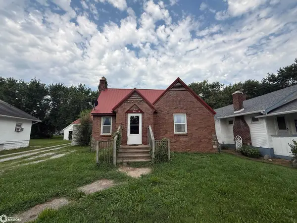 520 N Park Avenue, Centerville, IA 52544