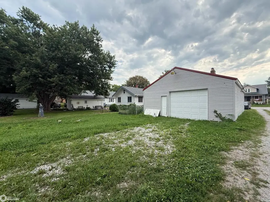 520 N Park Avenue, Centerville, IA 52544 - #2