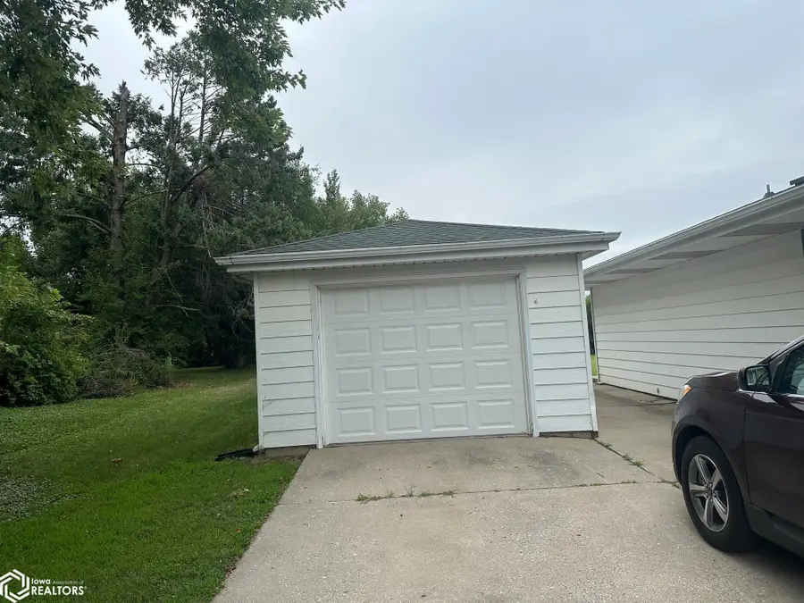 306 Rushview Dr Drive, Jefferson, IA 50129 - #3