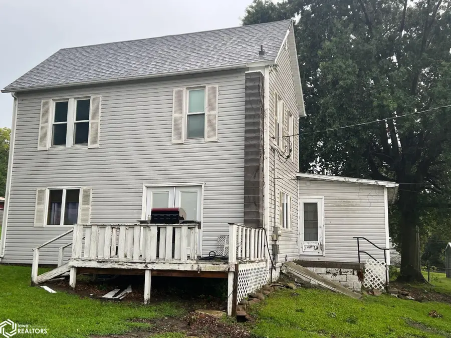 191 E 5th, Dallas City, IL 62330 - #2