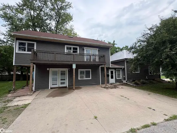 206 E Hempstead Avenue, Fairfield, IA 52556