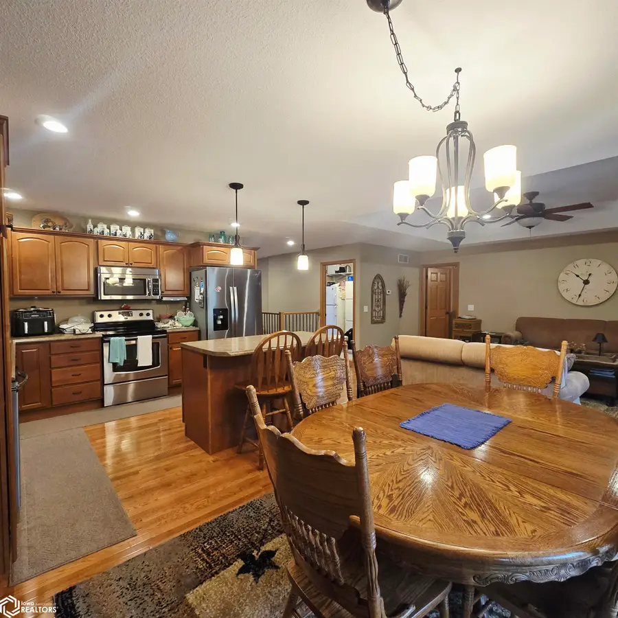 1106 Arbor Trace Drive, Oskaloosa, IA 52577 - #2