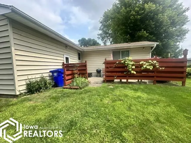 373 6th Street Sw, Britt, IA 50423 - #3