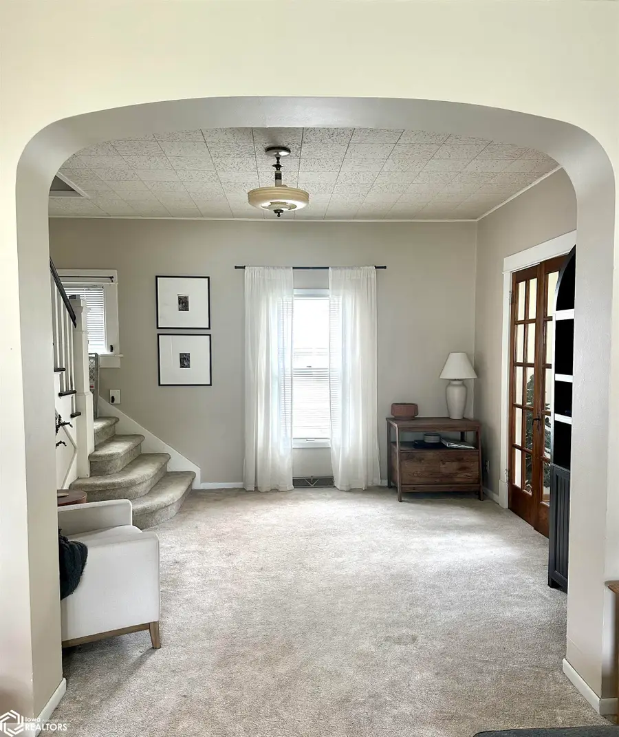 209 W 3rd Street, Kanawha, IA 50447 - #2