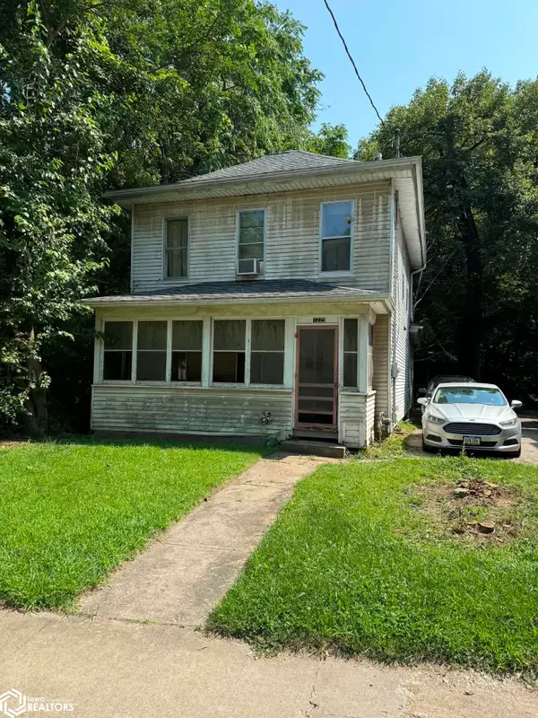 1225 Agency Street, Burlington, IA 52601