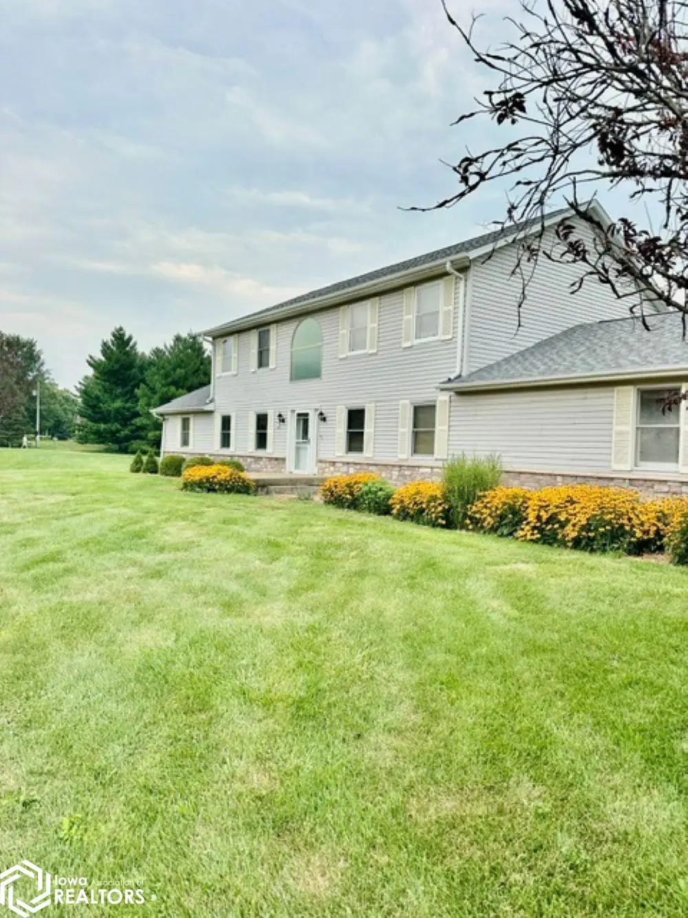 11332 Lakeside Drive, Burlington, IA 52601 - #1