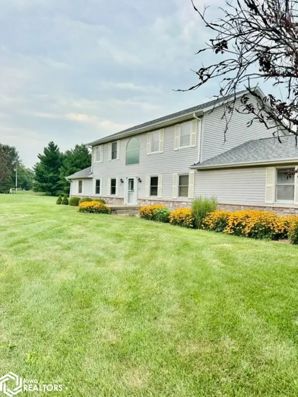 11332 Lakeside Drive, Burlington, IA 52601
