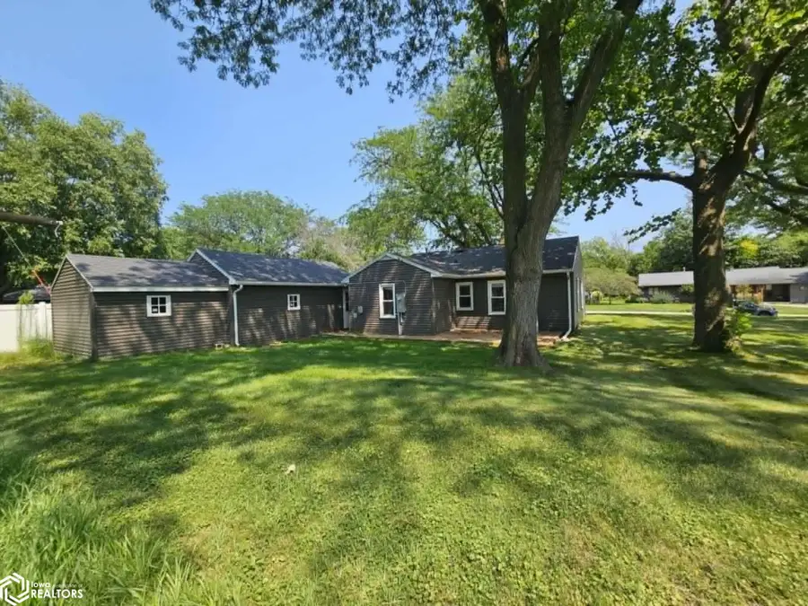 505 Lincoln Drive, Webster City, IA 50595 - #3
