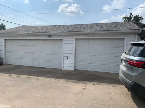 410 W Main Street, Knoxville, IA 50138