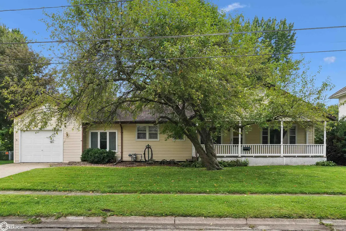 104 W Second St., Mount Pleasant, IA 52641 - #1