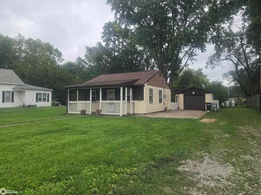 304 N Jay Street, Mount Pleasant, IA 52641 - #2