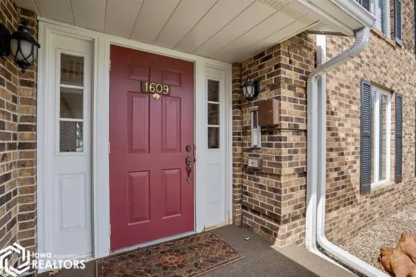 1609 Orchard Meadow Drive #A2, Burlington, IA 52601