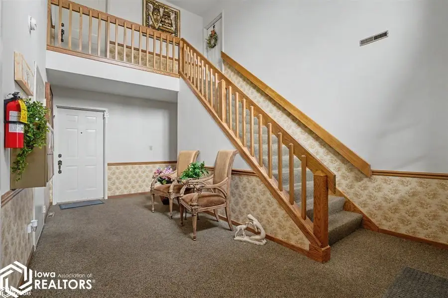 1609 Orchard Meadow Drive #A2, Burlington, IA 52601 - #2