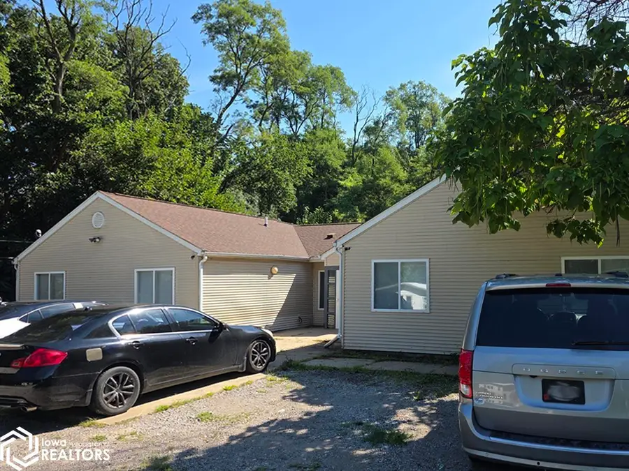 1120 N Green Street, Ottumwa, IA 52501 - #2