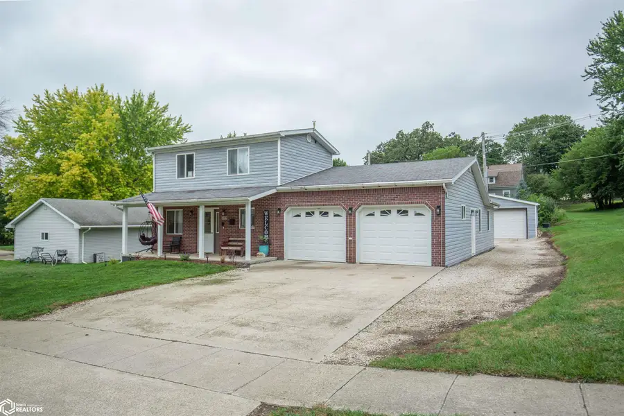 109 E Grove Street, Algona, IA 50511 - #2