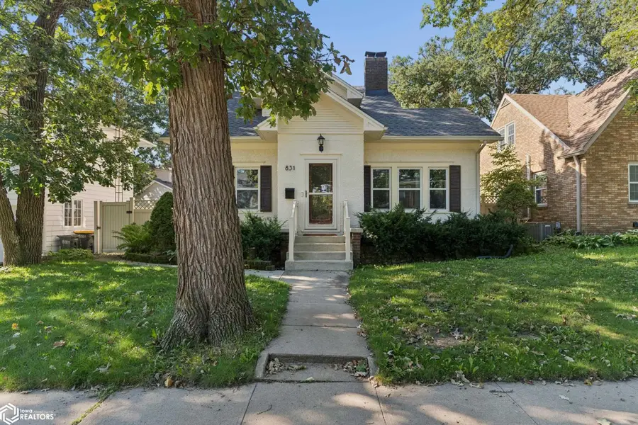831 1st Street Nw, Mason City, IA 50401 - #2