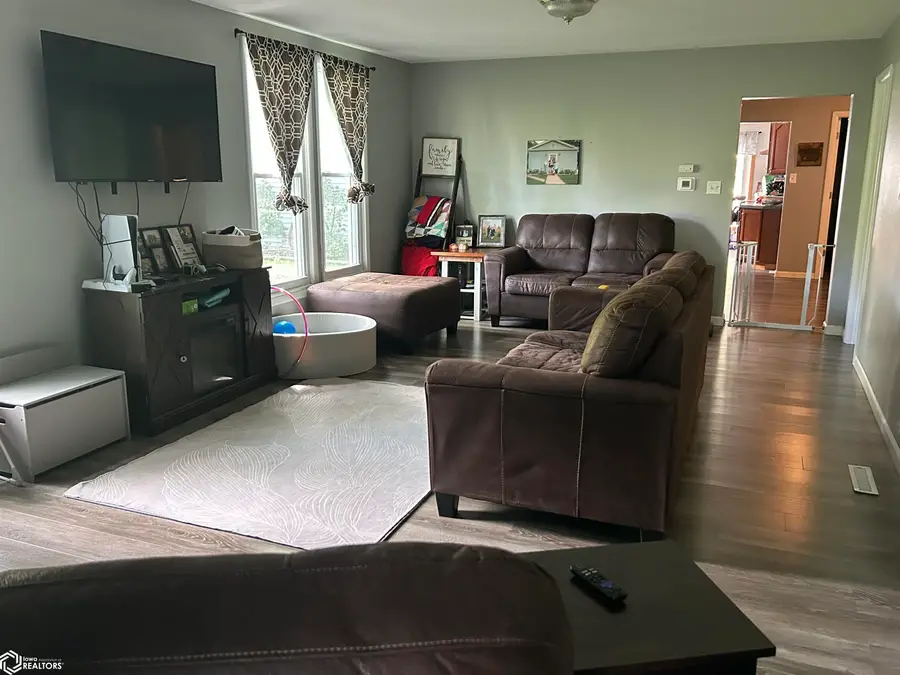 907 Cedar Street, Atlantic, IA 50022 - #2