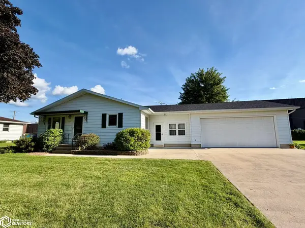 355 Green Acres Drive, Mediapolis, IA 52637