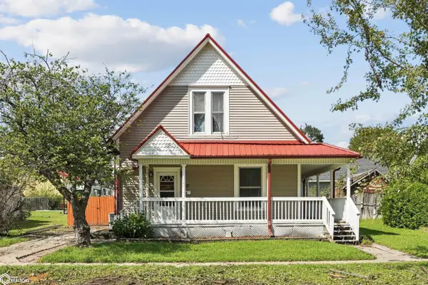 205 E Wilson Street, New London, IA 52645