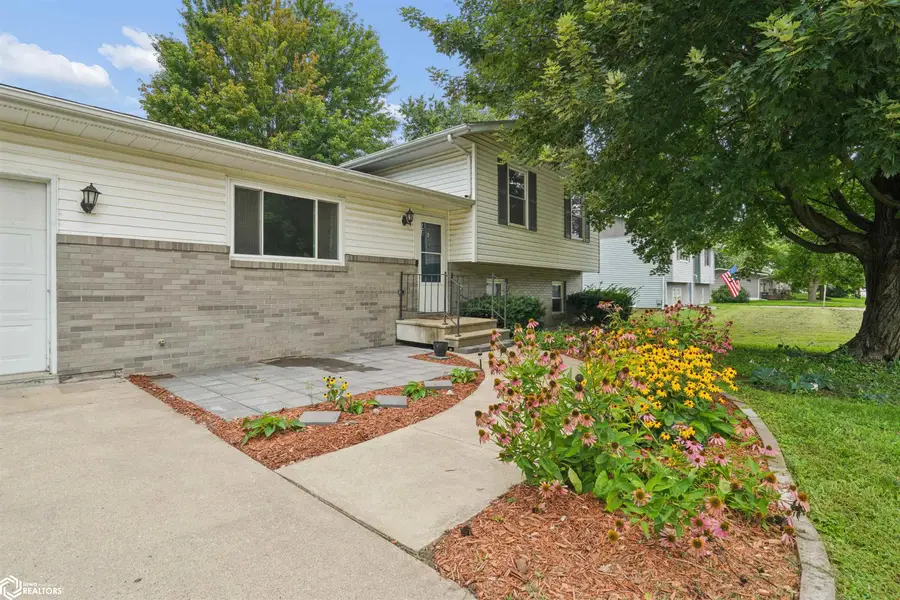 1105 N Lincoln St, Mount Pleasant, IA 52641 - #2