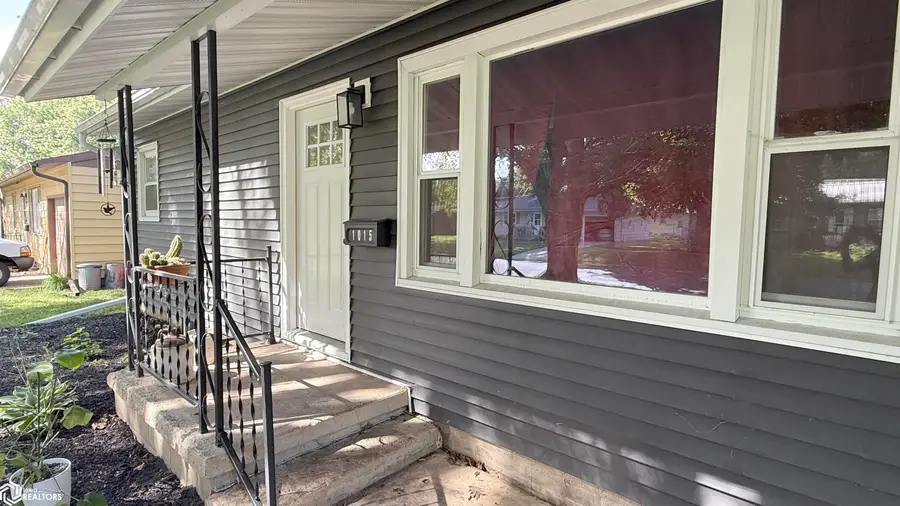 1015 Elizabeth Street, Iowa Falls, IA 50126 - #3