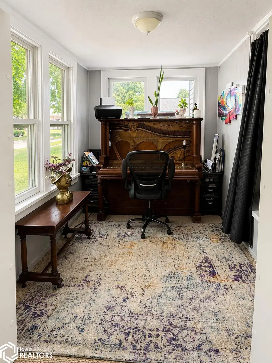 908 W State Street, Jefferson, IA 50129 - #3