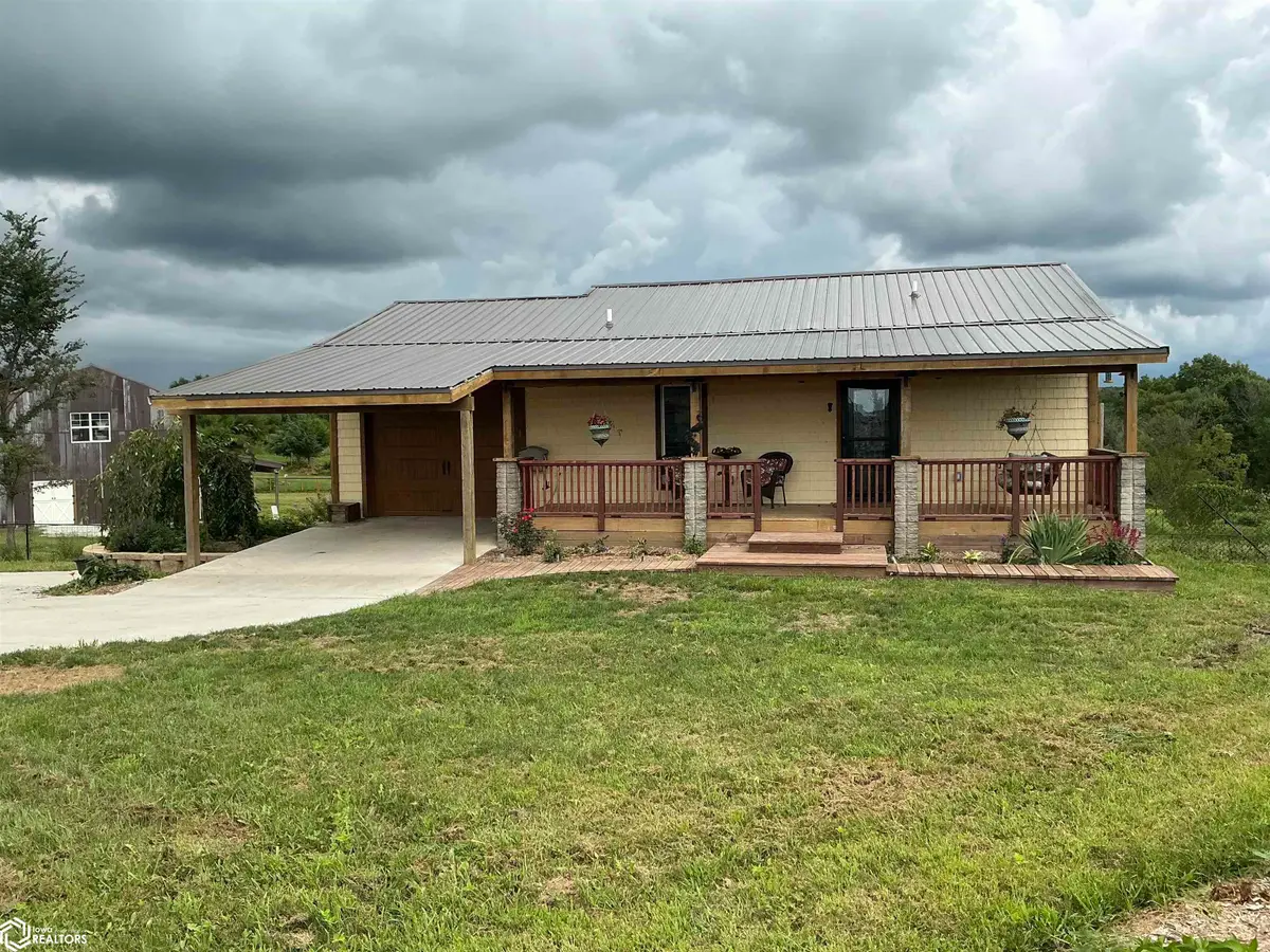 16494 233rd Ave, Centerville, IA 52544 - #1