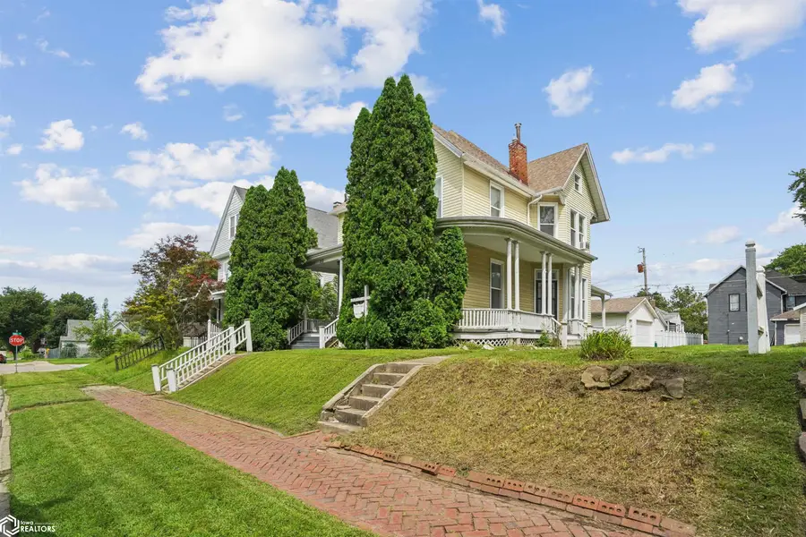 212 S Gunnison Street, Burlington, IA 52601 - #2