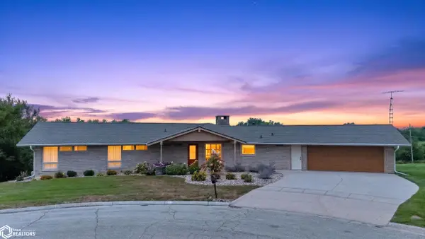 305 Orchard Drive, Marshalltown, IA 50158